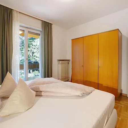 Sabine - Karin Apartamento